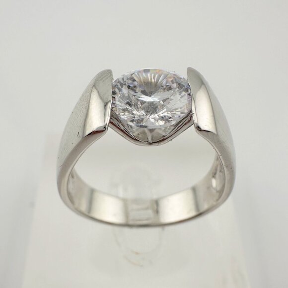 Shimmering and Beautiful 2.00 Carat DiamondLite Solitaire Ring  - Sterling Size - Picture 4 of 16